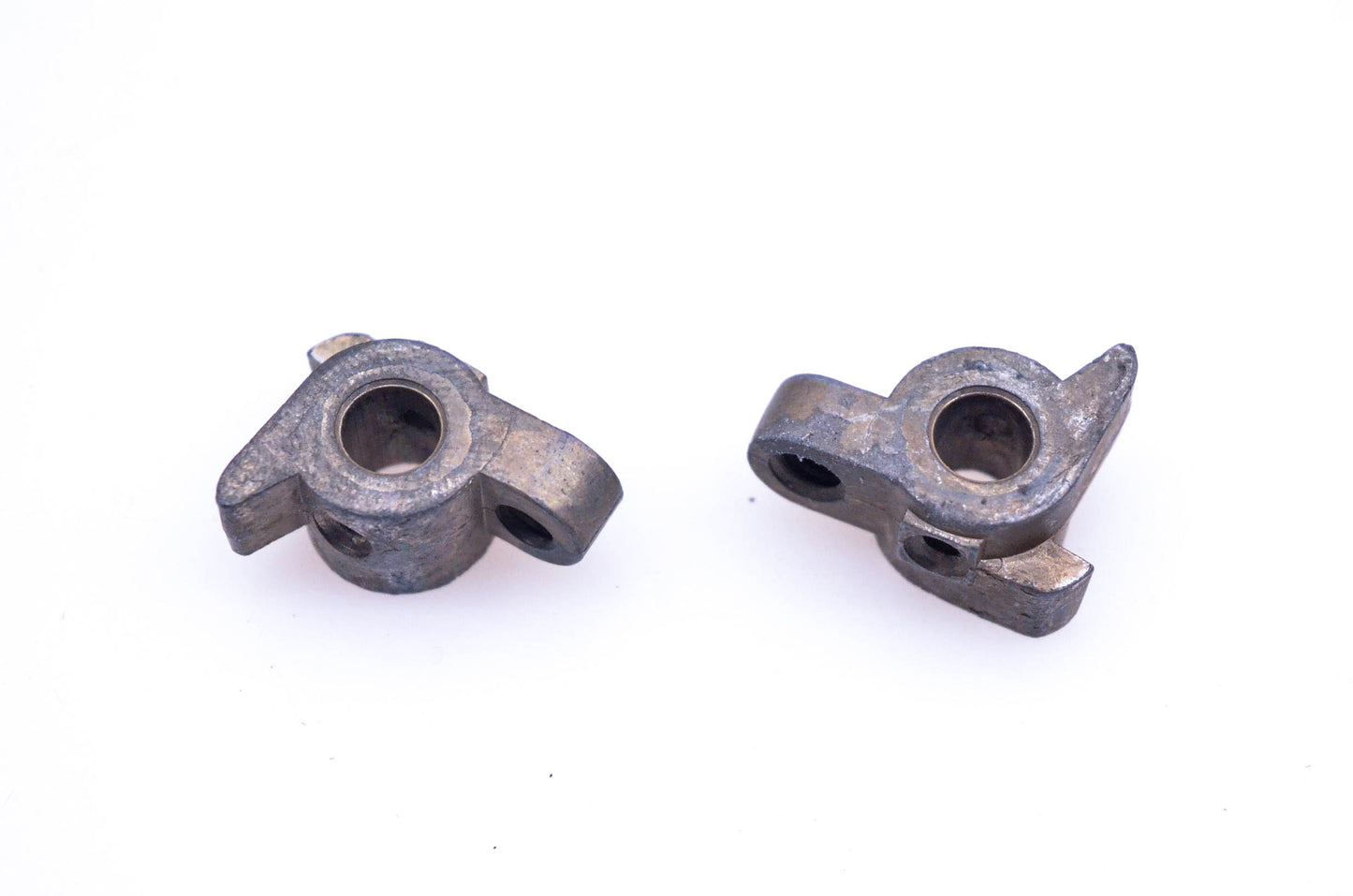 New OEM Briggs & Stratton 212904, 691708 Throttle Stops Qty 2 NOS