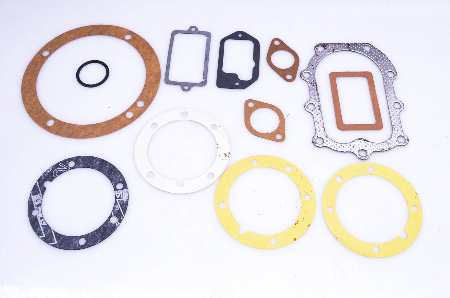 New OEM Briggs & Stratton 299101 Gasket Kit NOS