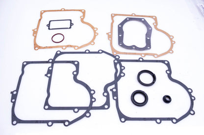 New OEM Briggs & Stratton 494241 Gasket Kit NOS