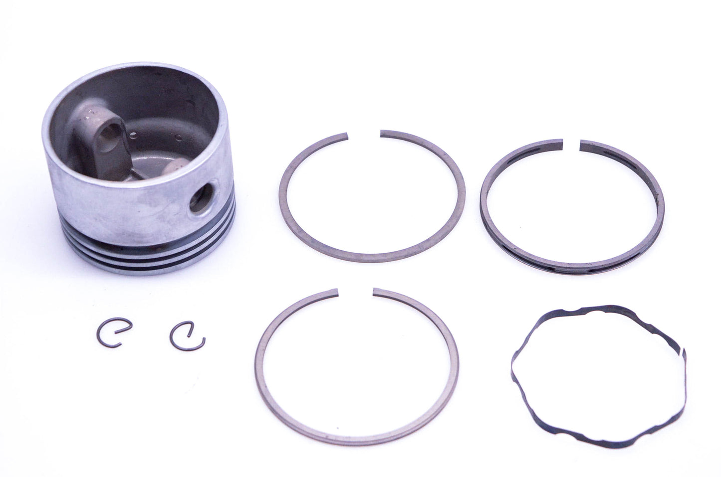 New OEM Briggs & Stratton 391650 Piston Kit NOS