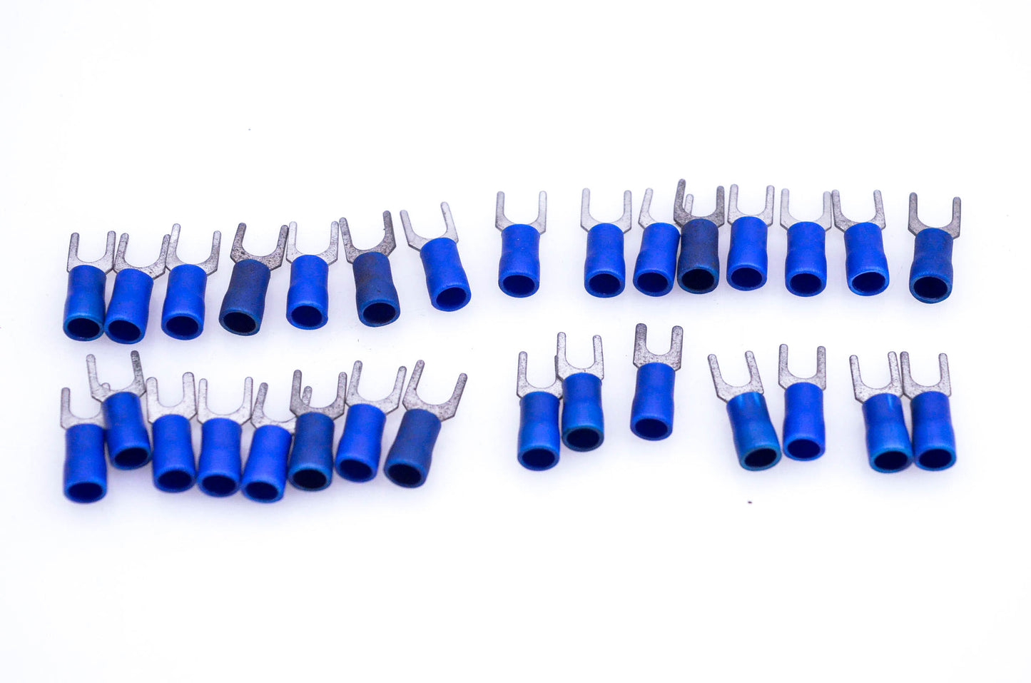 Aftermarket Blue 16-14 Fork Connectors Qty 30 NOS
