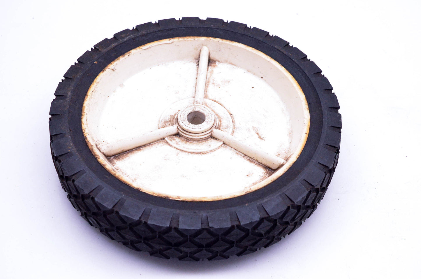 Aftermarket 8220-10 Lawnmower Plastic Wheel 9"x1.75" NOS