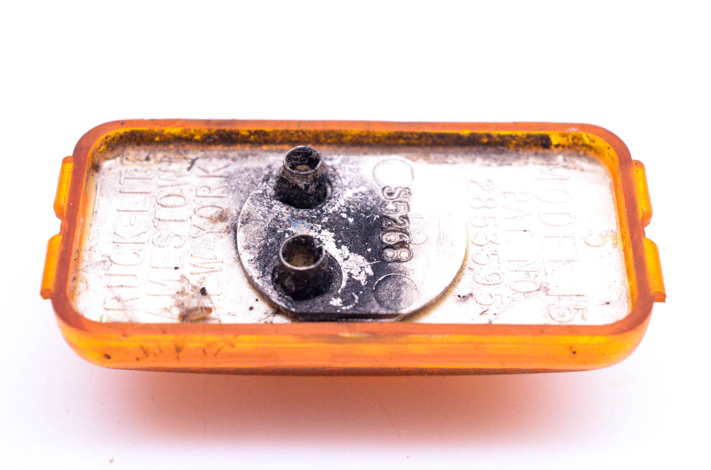 Truck-Lite 15200Y Amber Model 15 Light Assembly