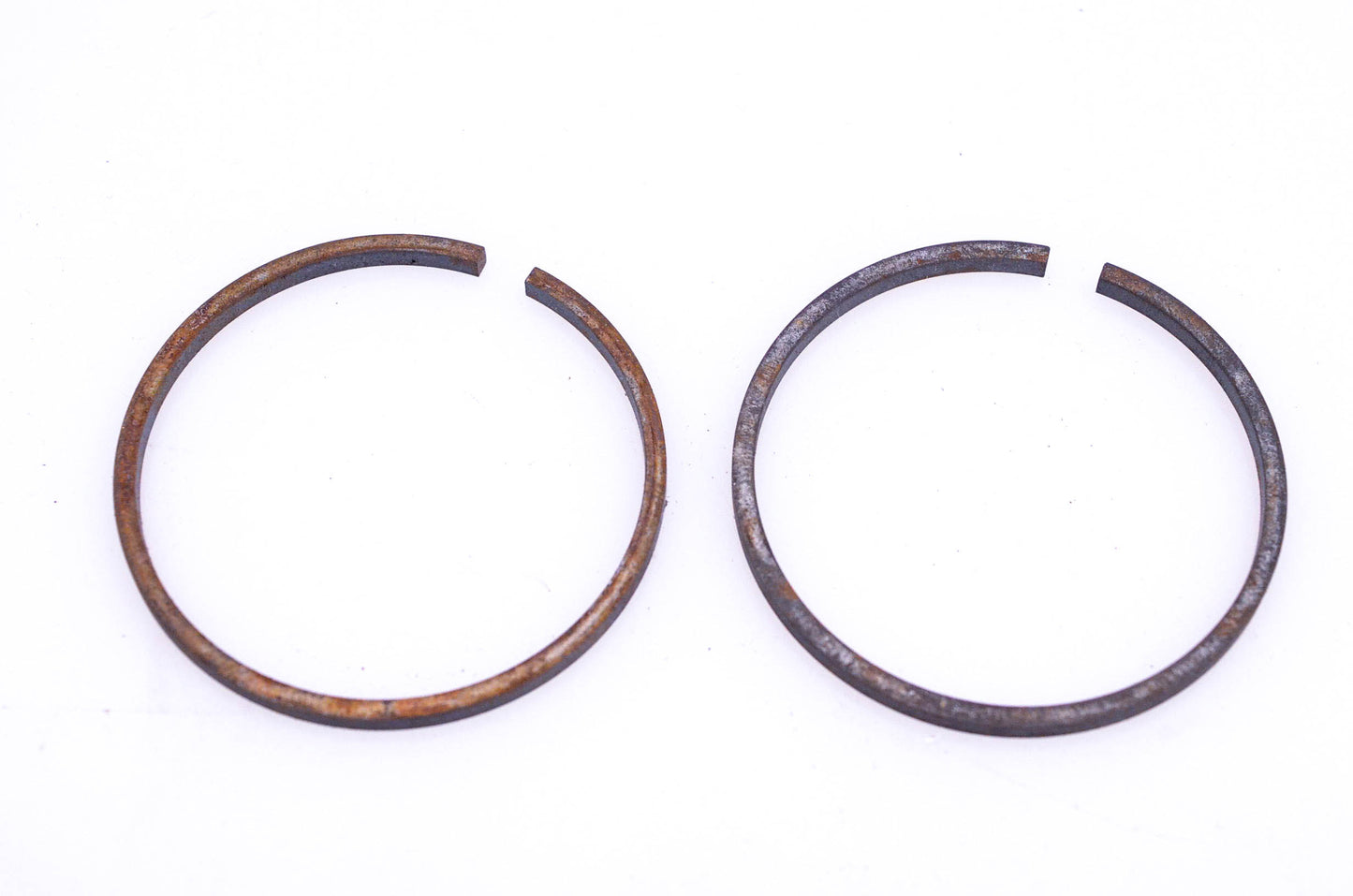 New OEM Tecumseh 310145 Piston Rings Qty 2 NOS