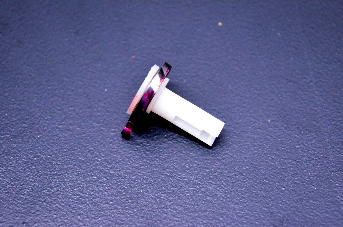 New OEM Briggs & Stratton 394929 Choke Shaft NOS