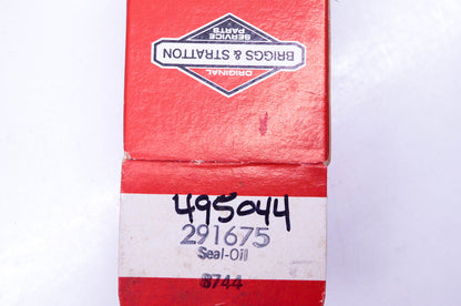 New OEM Briggs & Stratton 291675 Oil Seal NOS