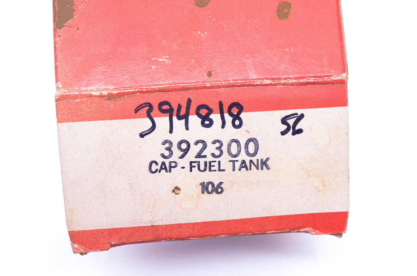 New OEM Briggs & Stratton 392300, 394818 Fuel Tank Cap NOS