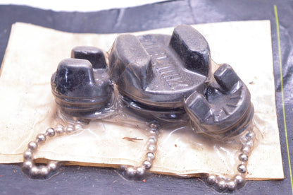 Poulan 10438 Fuel & Oil Cap Kit NOS