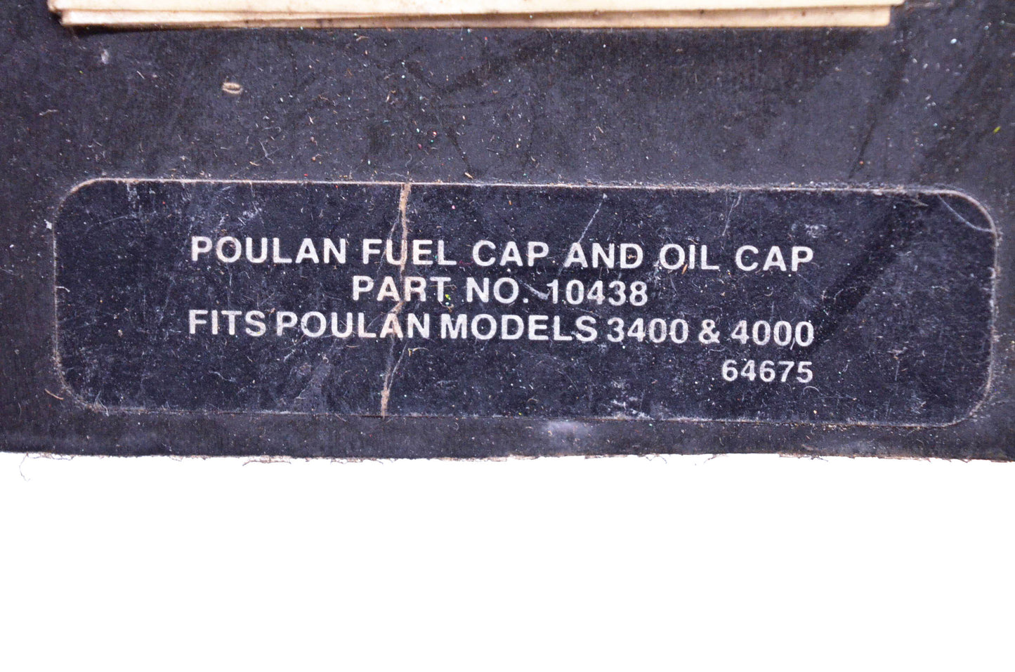 Poulan 10438 Fuel & Oil Cap Kit NOS