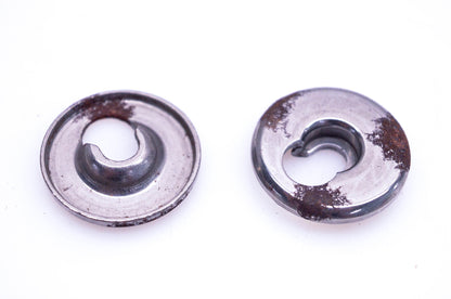 New OEM Tecumseh 32581 Valve Caps Qty 2 NOS