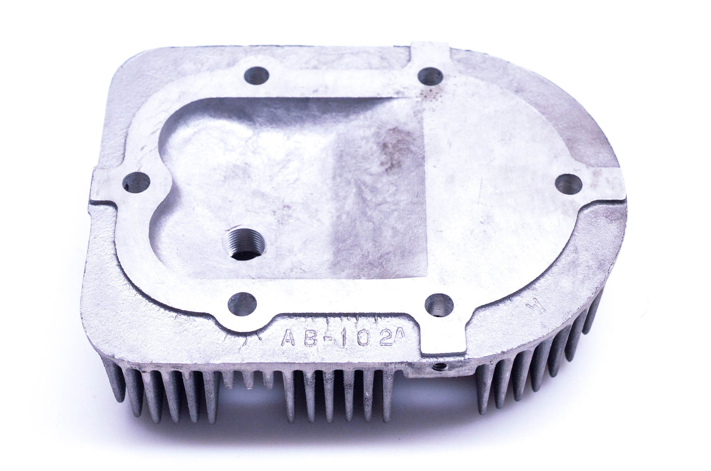 Wisconsin Parts AB102A Cylinder Head NOS