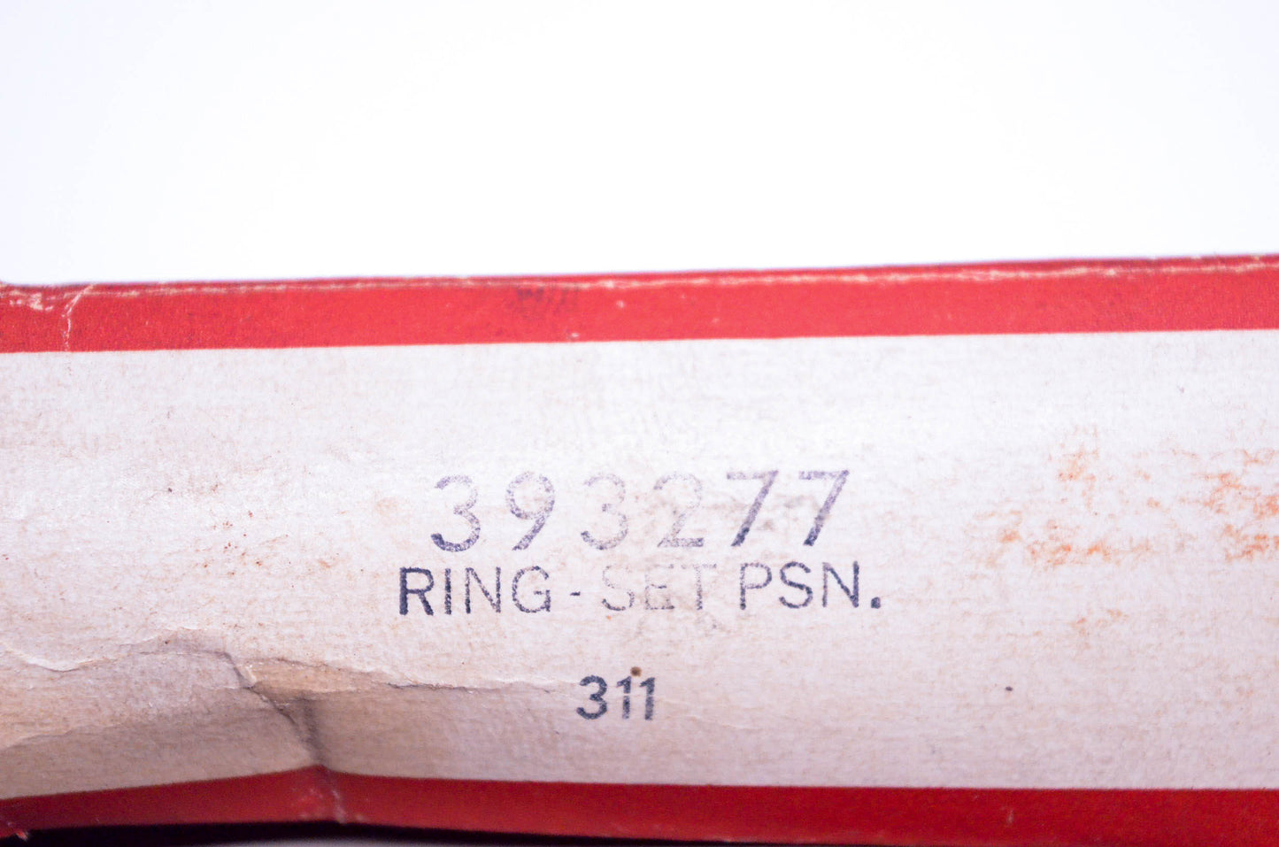 New OEM Briggs & Stratton 393277 Piston Ring Kit NOS