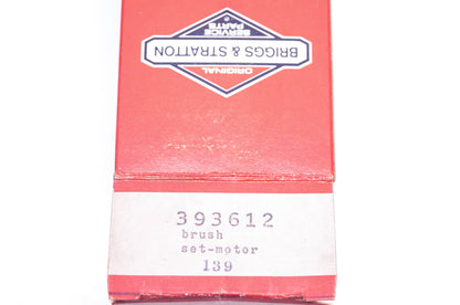 New OEM Briggs & Stratton 393612 Engine Brush Kit NOS