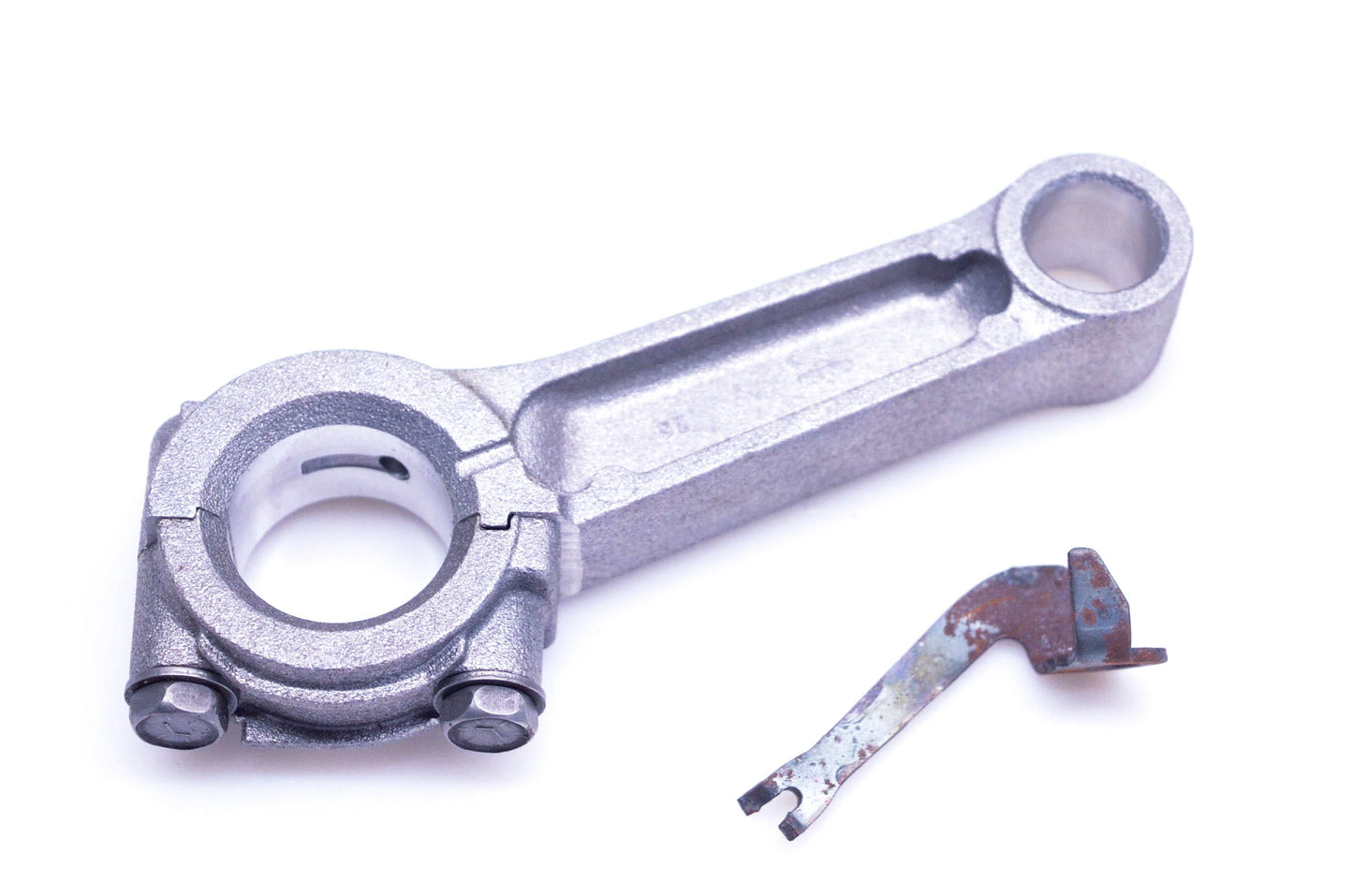 New OEM Briggs & Stratton 490348 Connecting Rod Kit NOS
