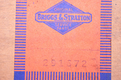 New OEM Briggs & Stratton 291672 Bearing Support Kit NOS