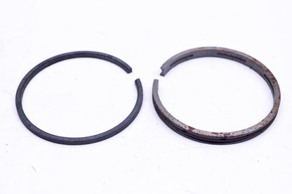 New OEM Briggs & Stratton 61757 Piston Ring Kit NOS