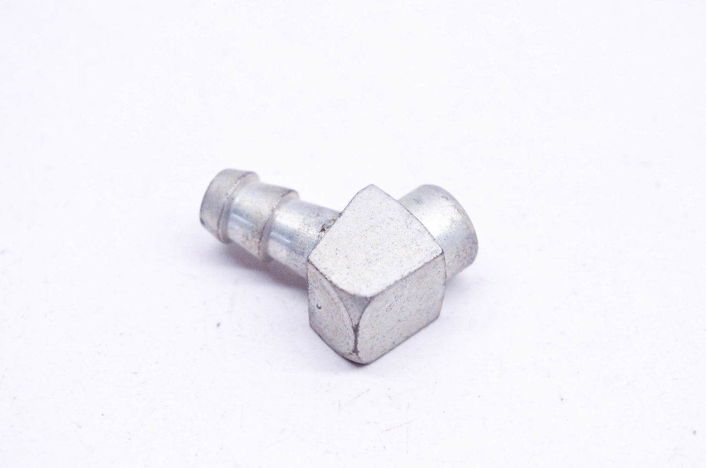 Tecumseh 631202 Fuel Fitting NOS