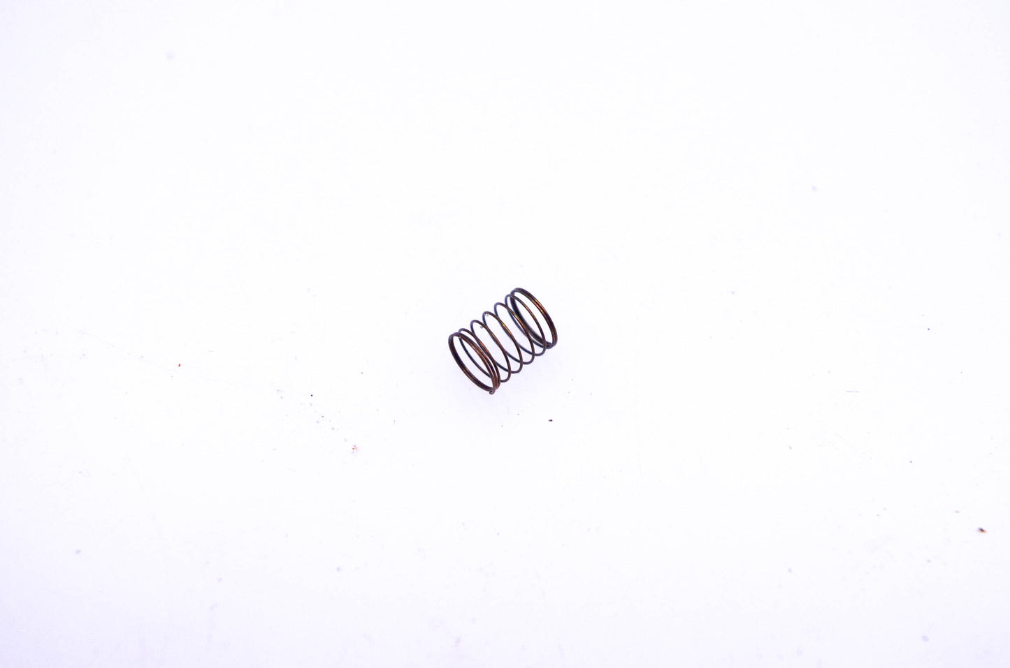 New OEM Briggs & Stratton 261358 Diaphragm Spring NOS