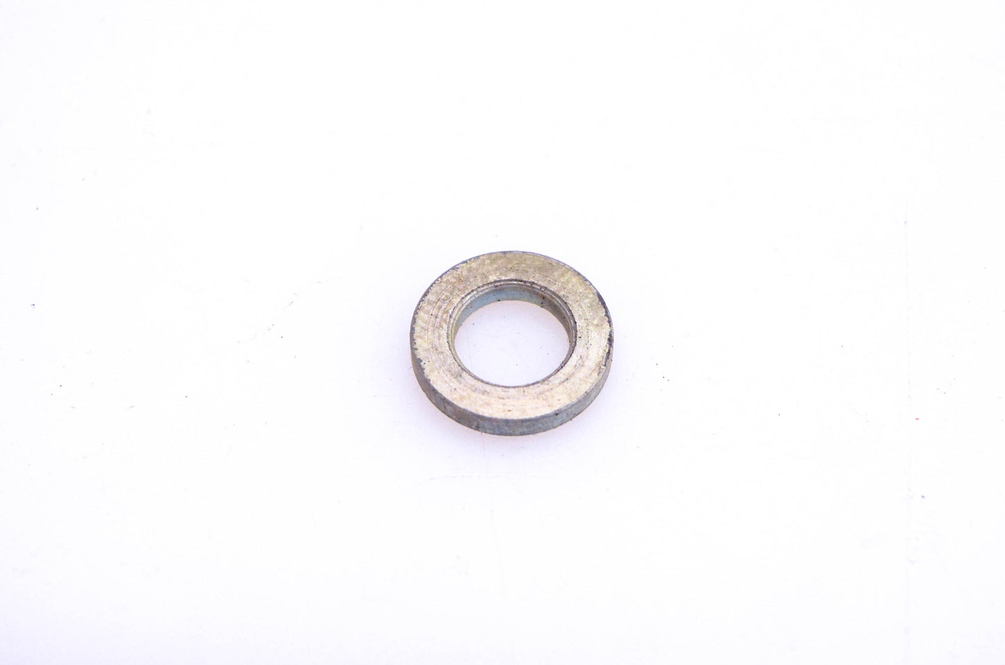 New OEM Tecumseh 570413 Spacer NOS