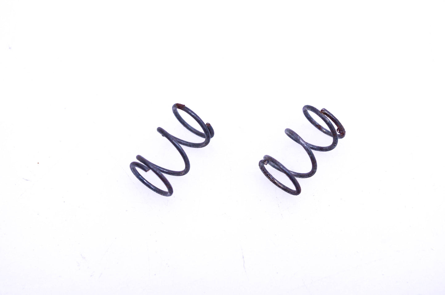 New OEM Tecumseh 590391 Brake Spring Qty 2 NOS