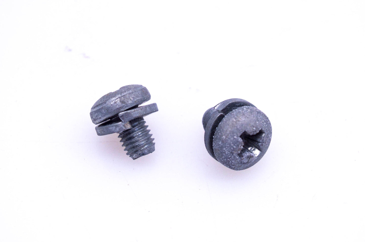 New OEM Tecumseh 650499 Screws Qty 2 NOS