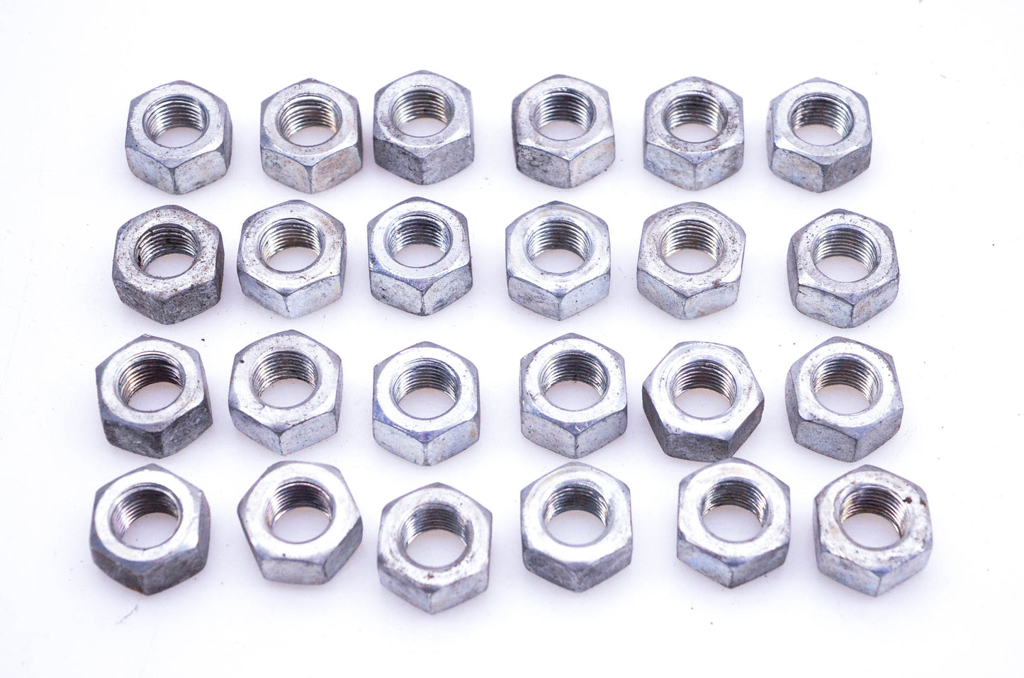 Dorman 215-015 SAE Hex Nuts 9/16-18 Qty 24 NOS