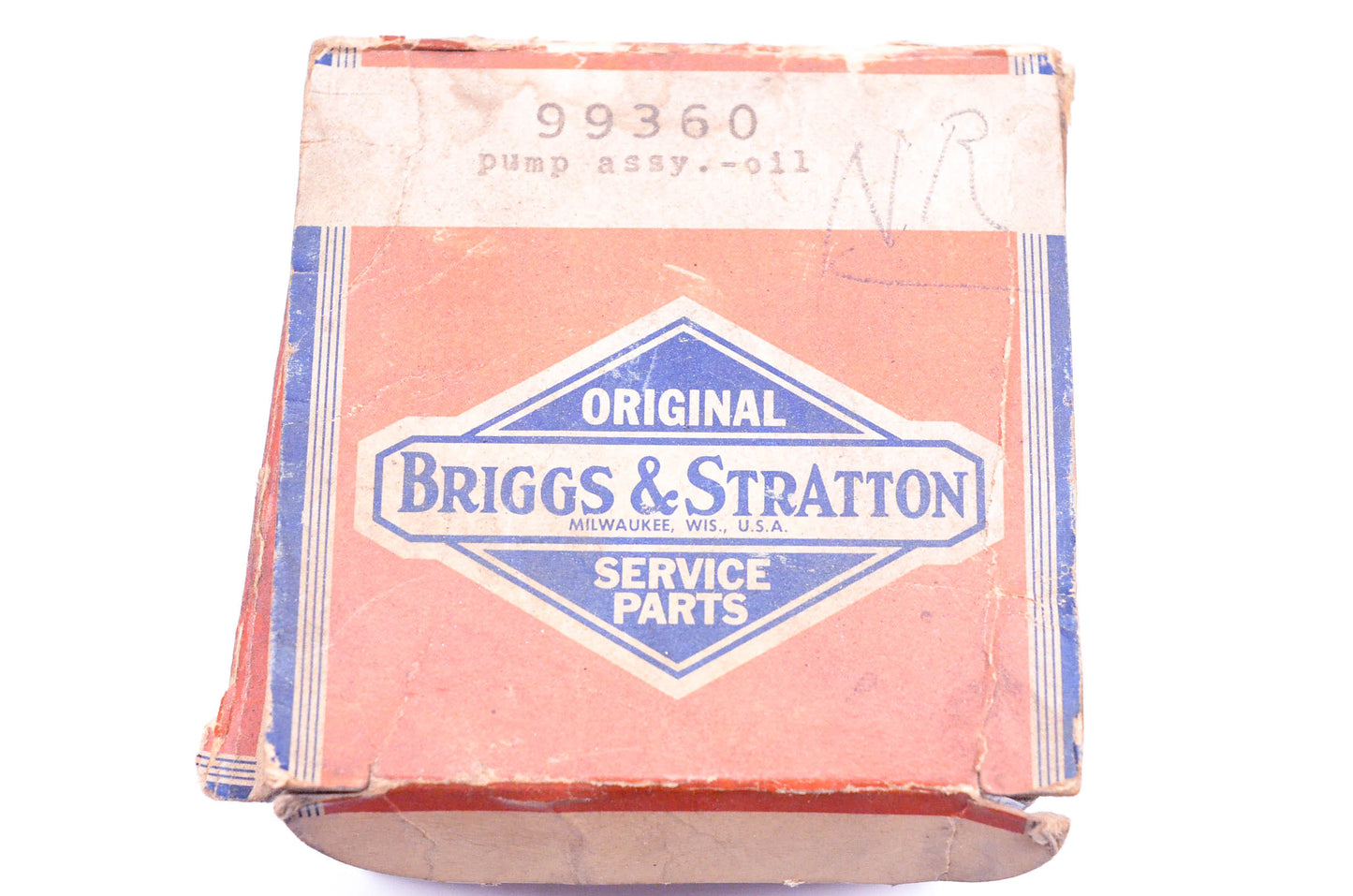 New OEM Briggs & Stratton 99360 Oil Pump Assembly NOS