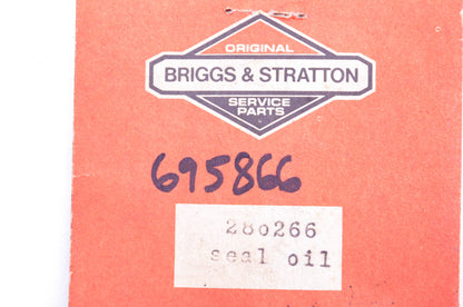 New OEM Briggs & Stratton 280266, 695866 Oil Seals Qty 2 NOS