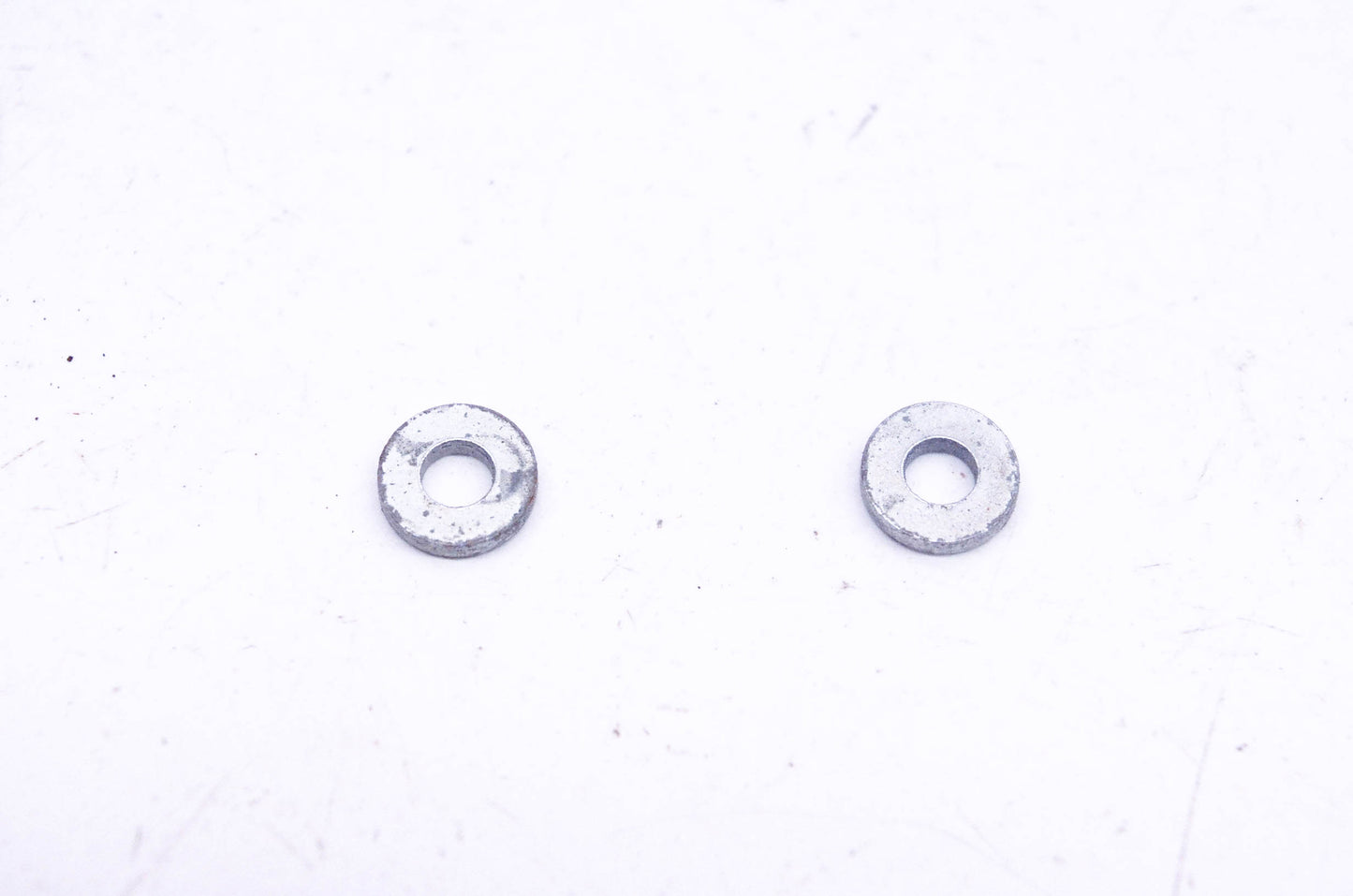 New OEM Briggs & Stratton 22398, 691067 Bell Crank Washers Qty 2 NOS