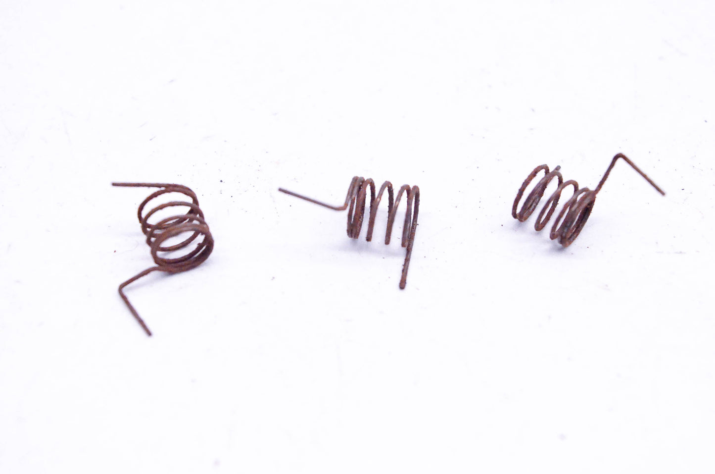 Tecumseh 590617 Starter Springs Qty 3 NOS