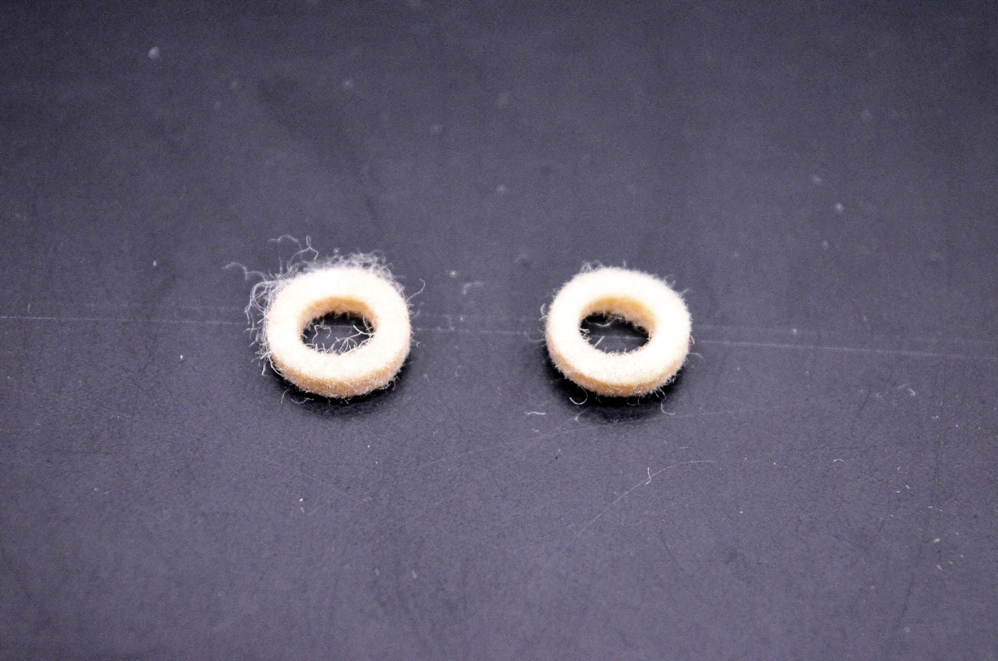 Tecumseh 631183 Felt Washers Qty 2 NOS