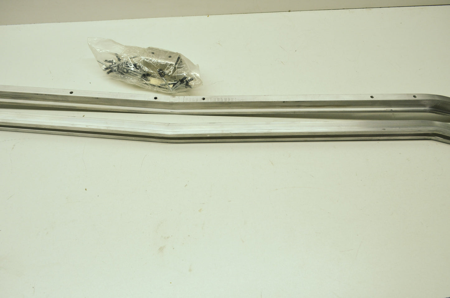 Polaris Wear Strip Kit Edge Touring