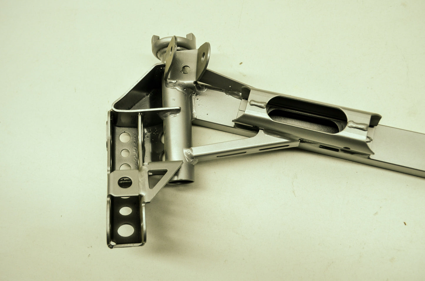Trailing Arm Silver LH 04-05 600 700 800 NOS