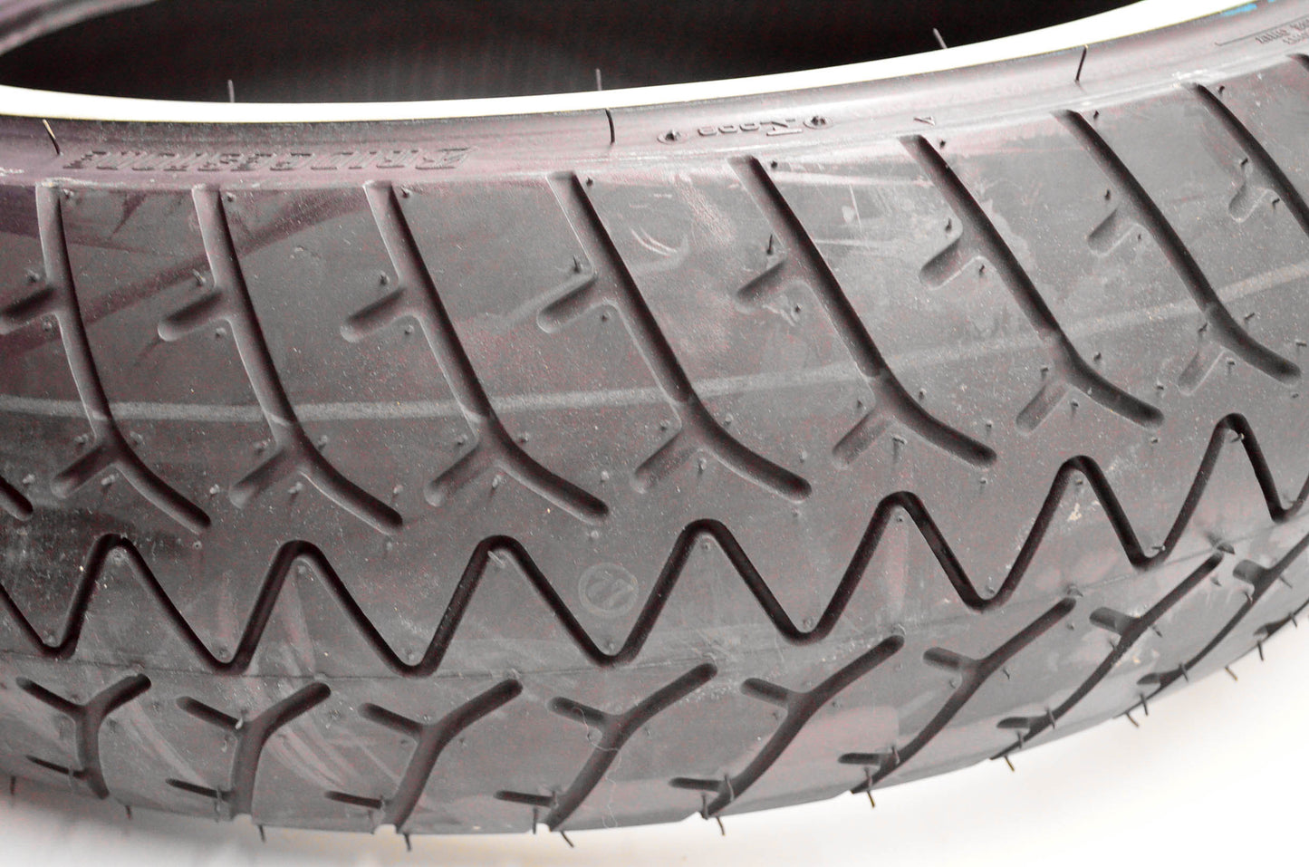 Bridgestone BR-0721, G705 Exedra G705 150/80-16M/C 71H NOS