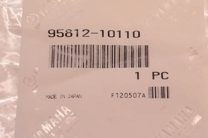 New OEM Yamaha 95812-10110 Flange Bolt NOS