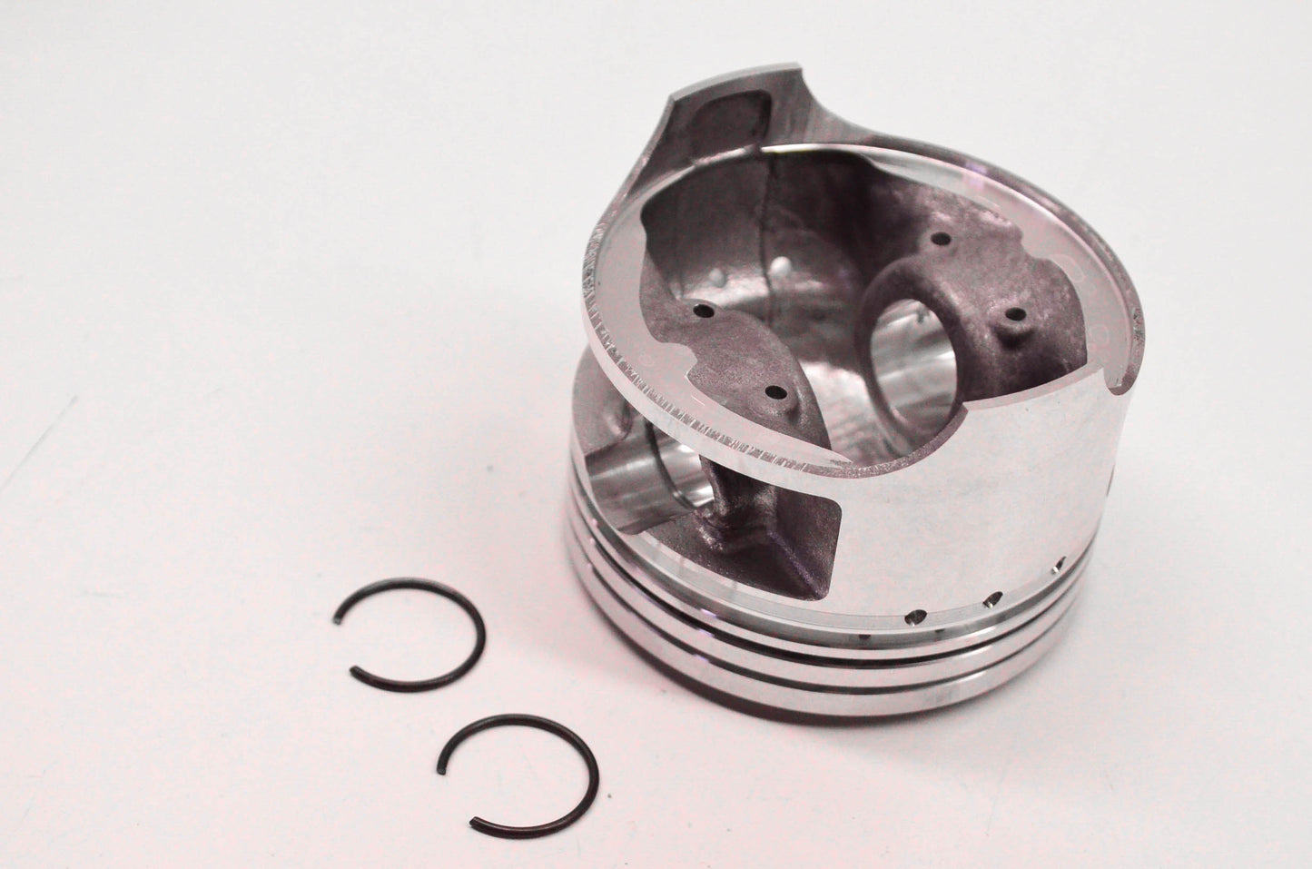 New OEM Suzuki 12100-22840 Piston Kit NOS