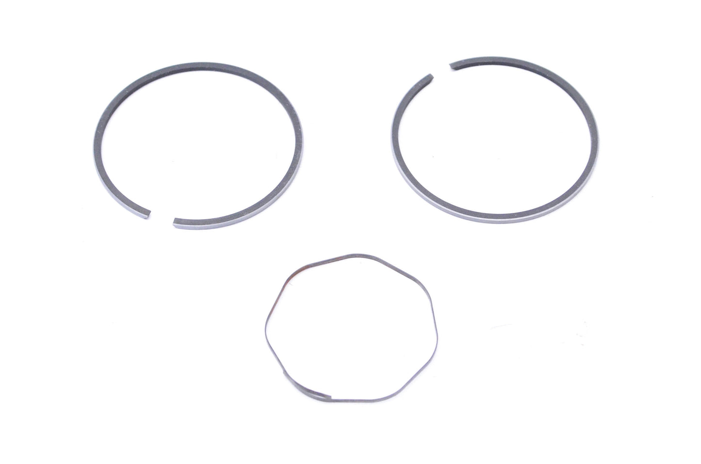 New OEM Yamaha 2GM-11610-00-00 Piston Ring Kit NOS