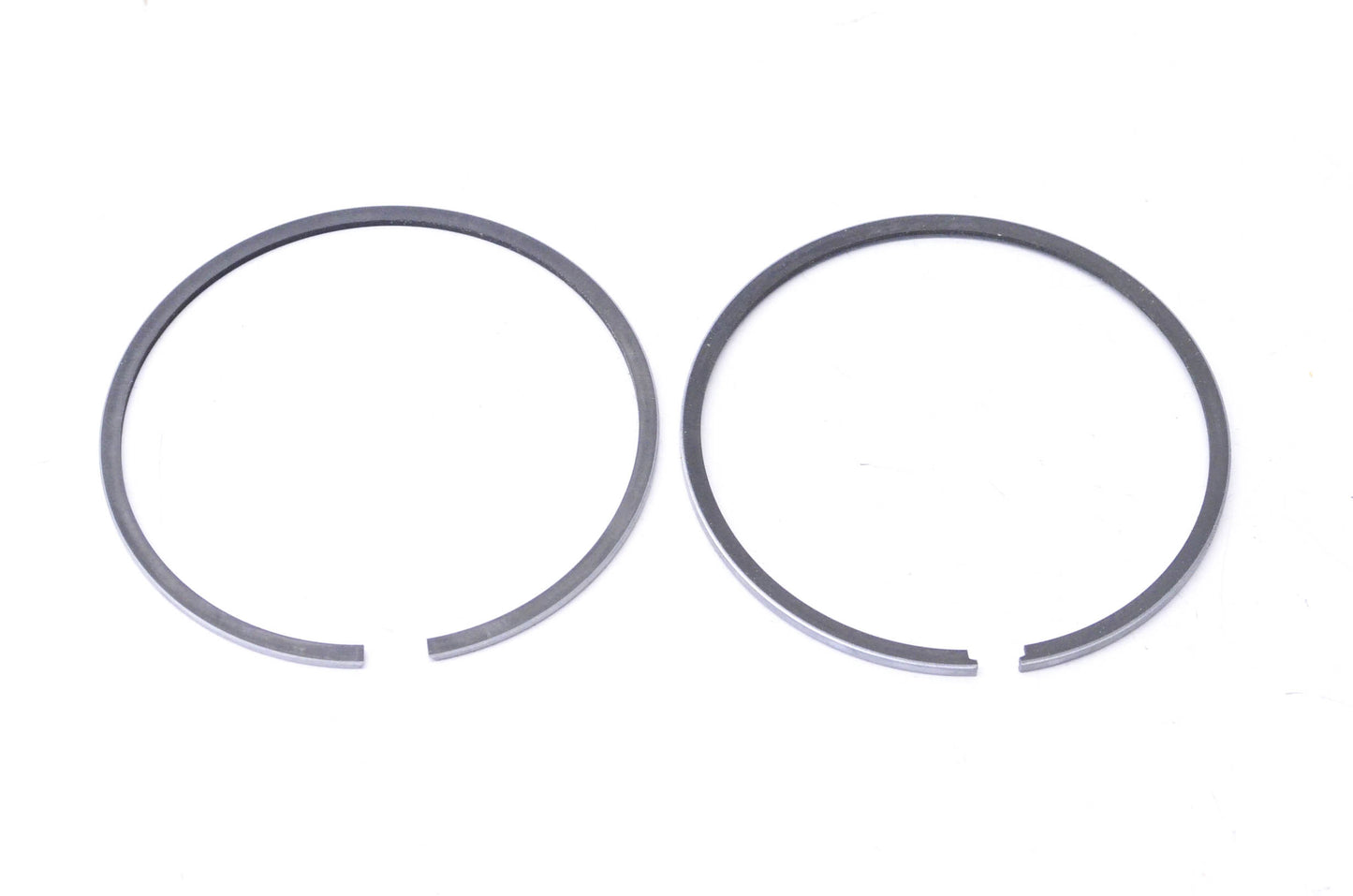 New OEM Yamaha 834-11610-20-00 Piston Ring Kit NOS