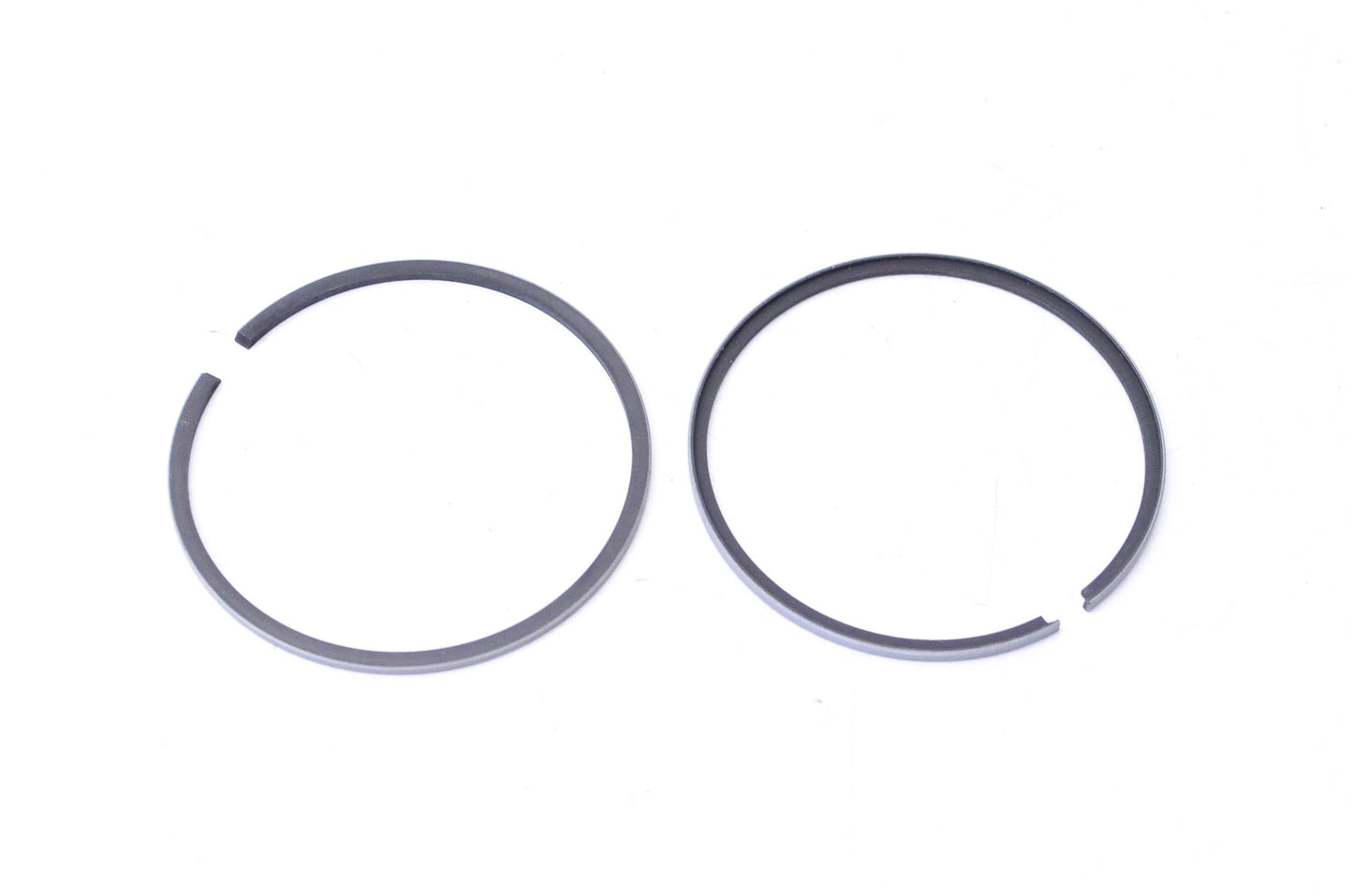 New OEM Yamaha 846-11610-10-00 Piston Ring Kit NOS
