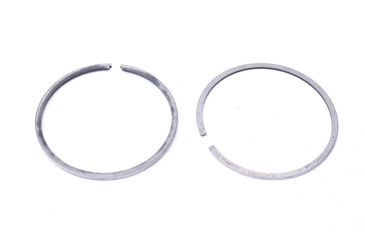 New OEM Yamaha 839-11610-00-00 Piston Ring Kit NOS
