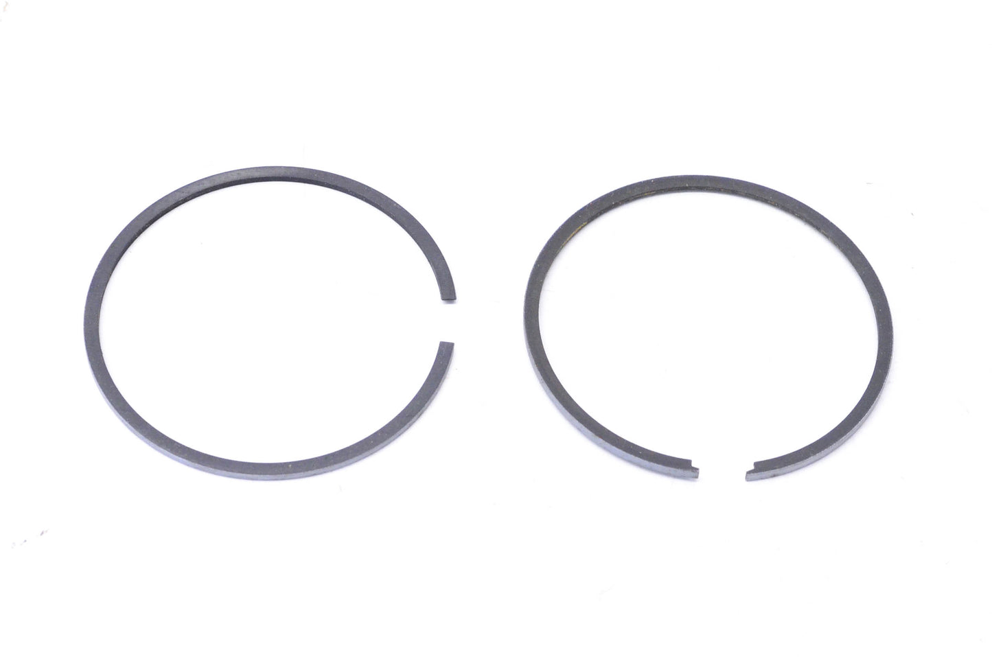 New OEM Yamaha 846-11610-00-00 Piston Ring Kit NOS