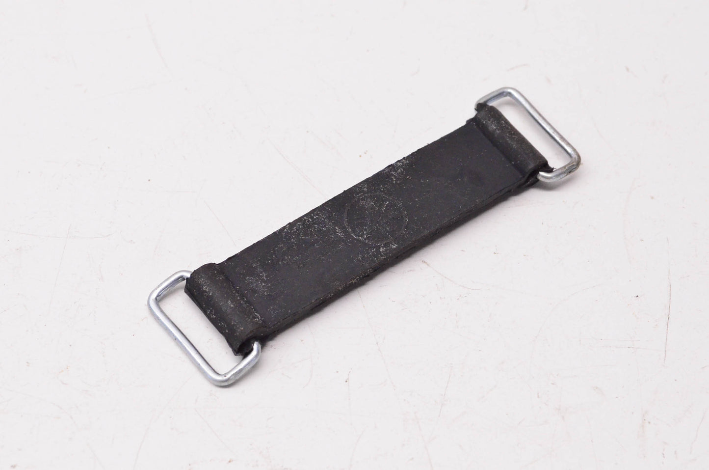 New OEM Yamaha 116-82131-00-00 Battery Band NOS