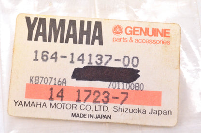 New OEM Yamaha 164-14137-00-00 Needle Clip NOS