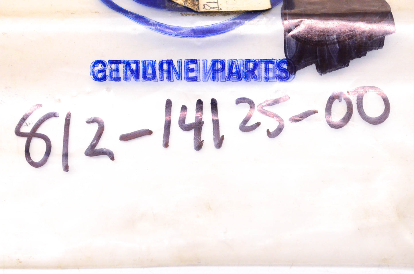 New OEM Yamaha 812-14125-00-00 Carburetor Adjusting Screw NOS