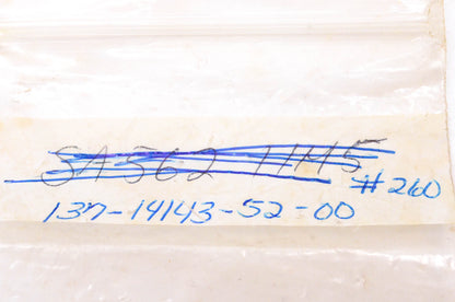New OEM Yamaha 137-14143-52-00 Main Jet#260 NOS