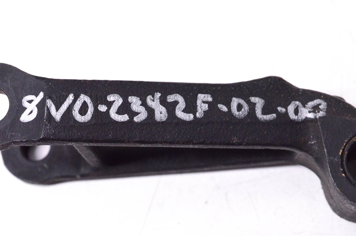 OEM Yamaha 8V0-2382F-02-00 Spindle Arm