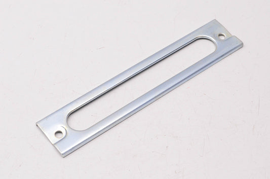 New OEM Yamaha 822-82136-00-00 Battery Plate NOS