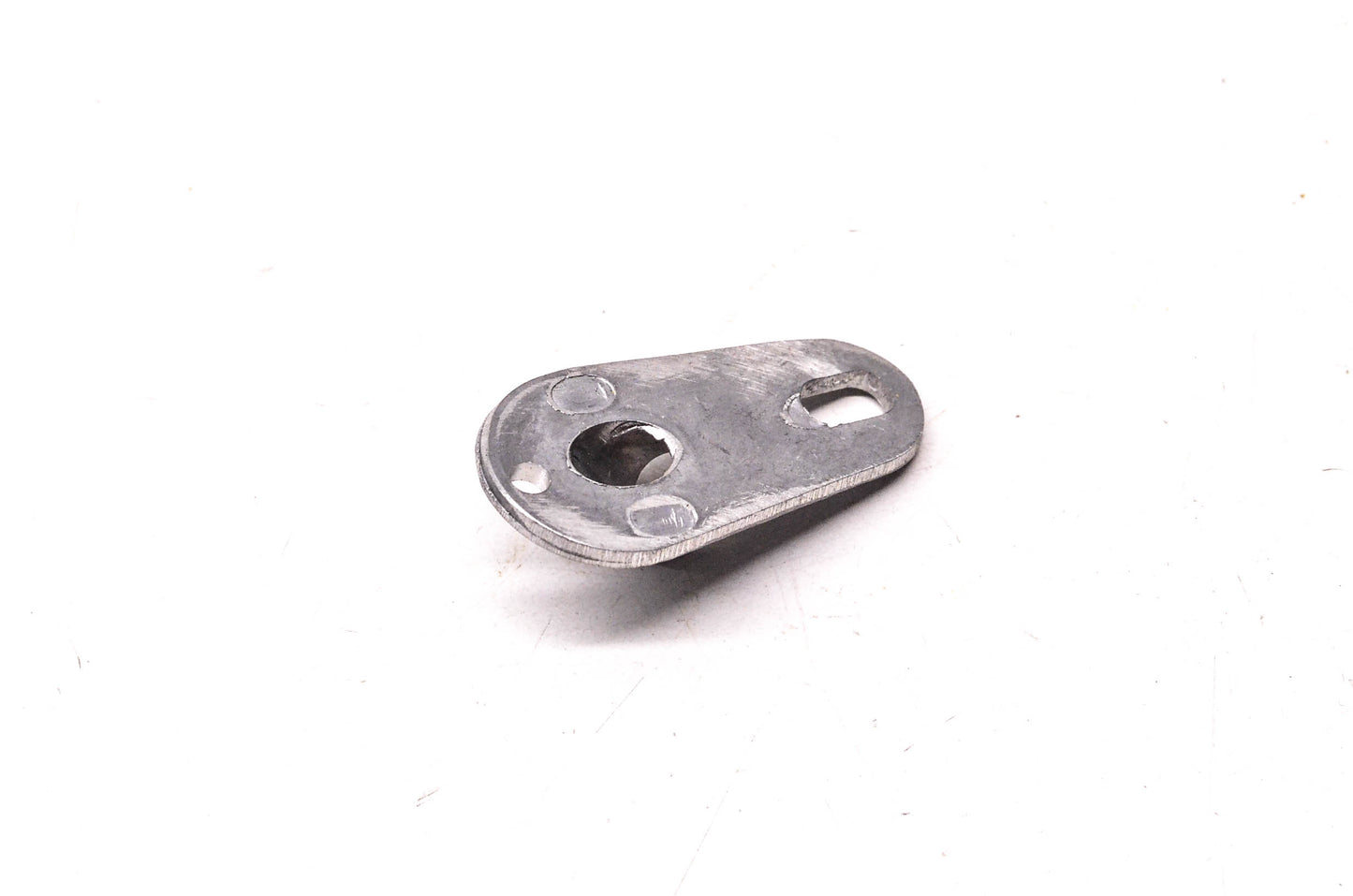 New OEM Yamaha 878-77154-00-00 Shroud Back Up Plate NOS