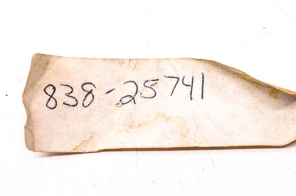 New OEM Yamaha 838-25741-00-00 Right Caliper Pad NOS