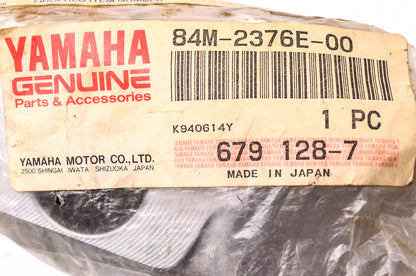 New OEM Yamaha 84M-2376E-00-00 Bracket NOS